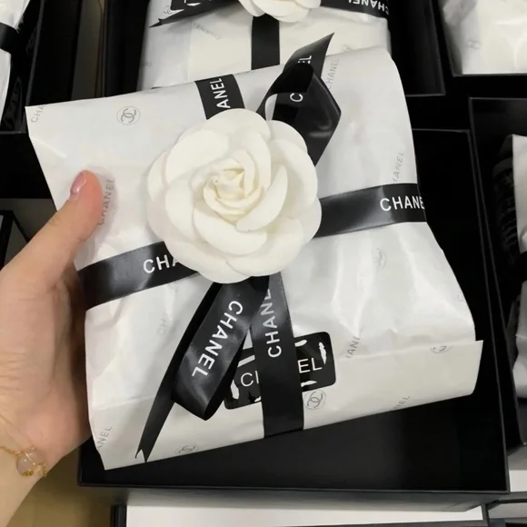 GWP CC reversible scarf - Picture 4 of 5